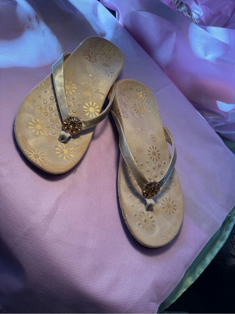 Vionic Sandals - Picture 2 of 5